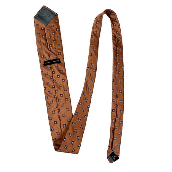 Vtg Robert Talbott Necktie Golden Peach w Small Blue Floral Squares 100% Silk - Picture 3 of 7